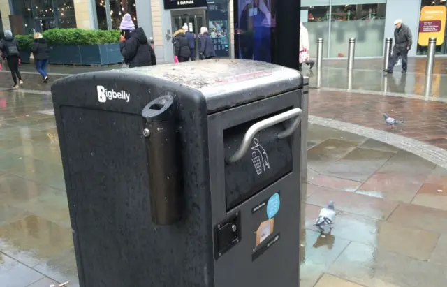 SOLAR POWERED BIN