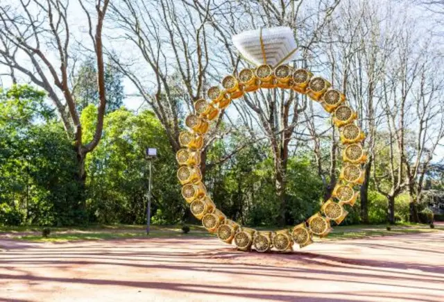 Joana Vasconcelos, Solitario