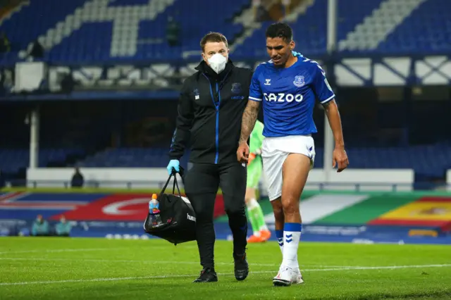 Allan limps off injured