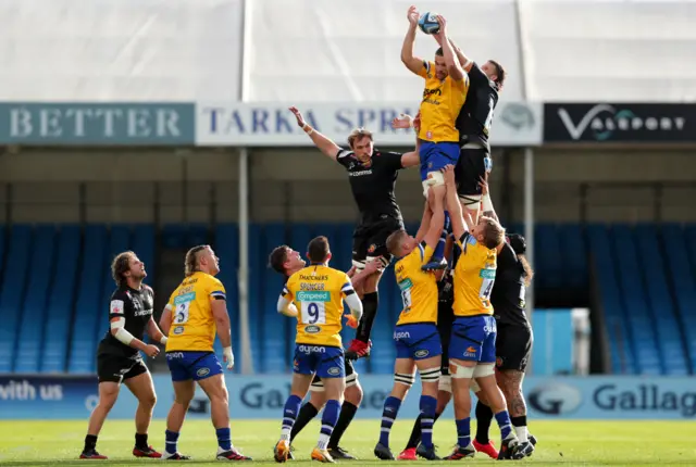 Bath lineout