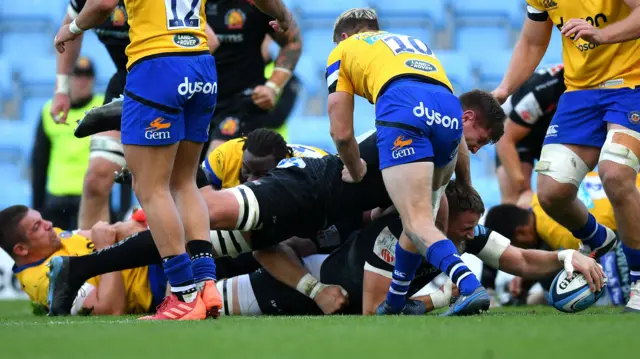 Exeter score a try