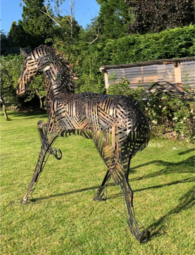 Metal horse sculpture