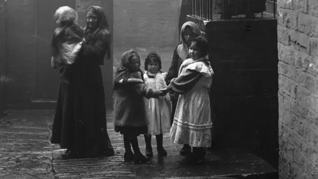 Slum children in Bradford