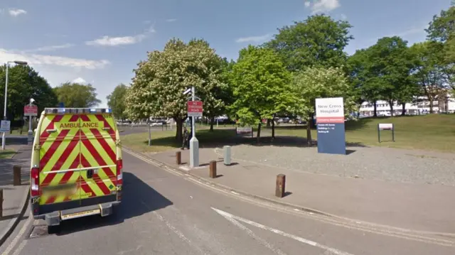 Entrance to New Cross Hospital