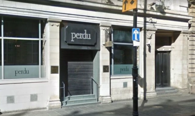 Perdu bar