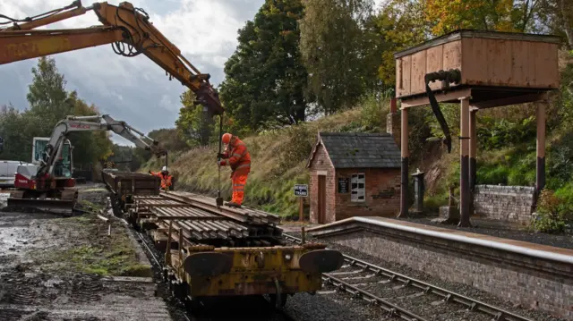 The track being loaded up