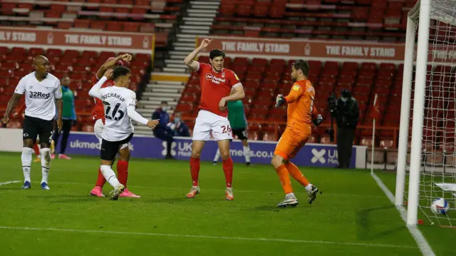 Lyle Taylor scores