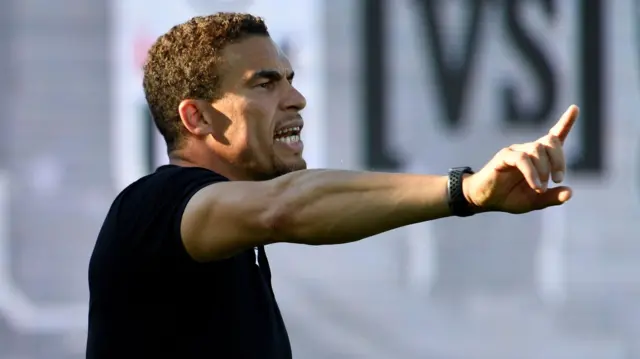 Valerien Ismael on the sidelines at LASK