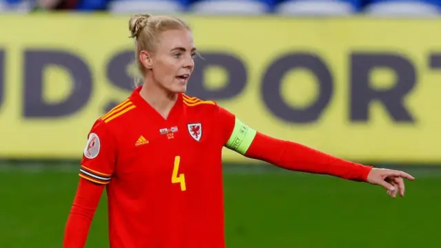Sophie Ingle