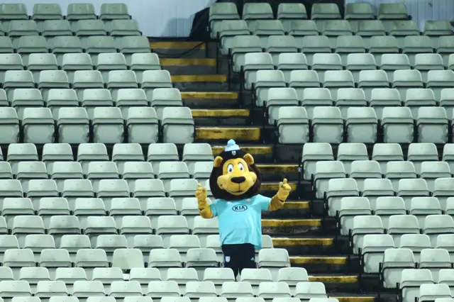 Surrey mascot