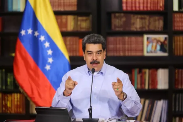 Maduro gives an address on 4 October 2020