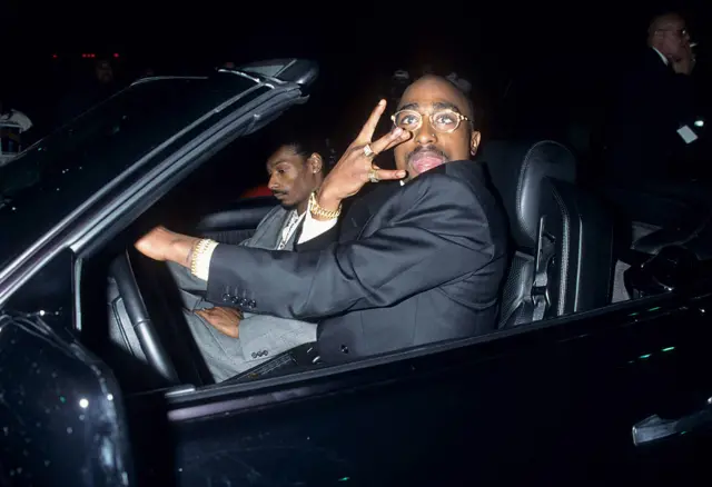 2Pac, pictured with Snoop Dogg, is Harris' favourite rapper