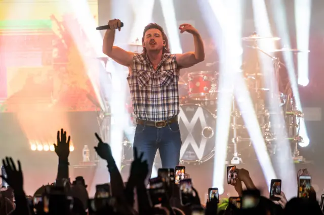 Morgan Wallen performs during the 'Whiskey Glasses Roadshow Tour' at The Fillmore New Orleans on January 09, 2020