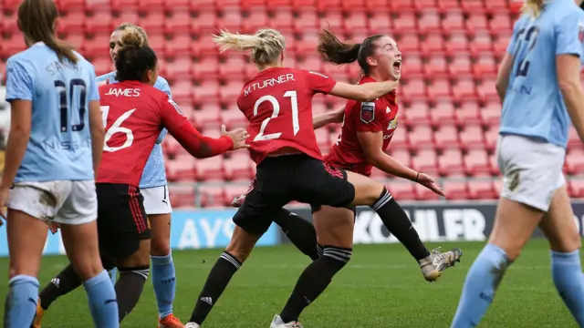 Manchester United Women celebrate