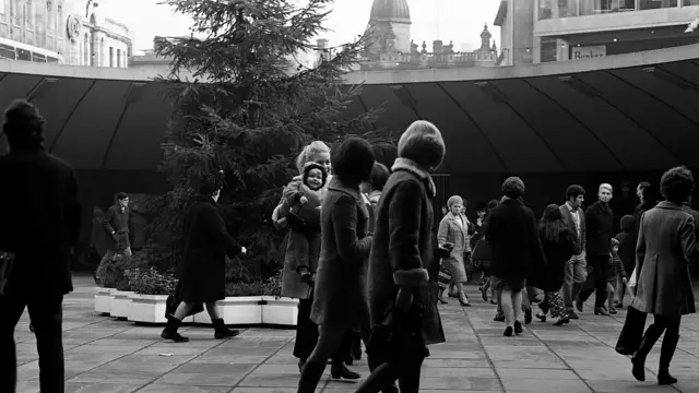 People walking in the Hole in the Road