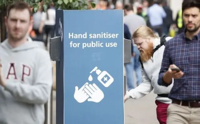 Hand sanitiser pic