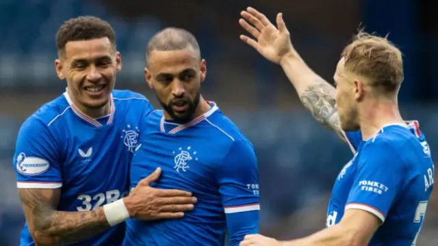 James Tavernier, Kemar Roofe and Scott Arfield celebrate