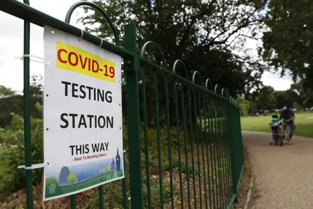 Covid-19 testing station sign