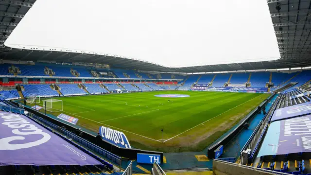 Reading v Bristol City (12:30 GMT)