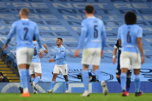 Gabriel Jesus scores for Man City