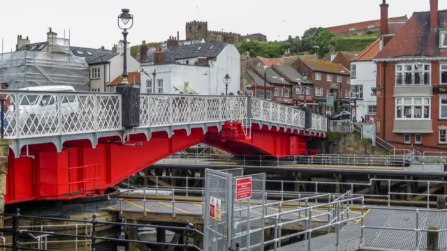 The swing bridge