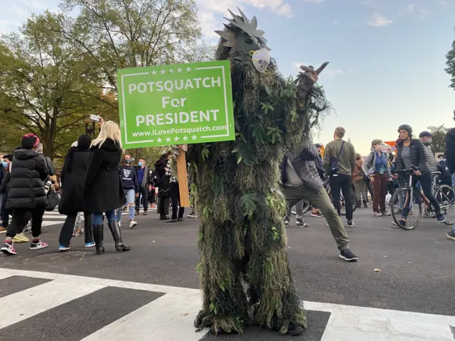 Protesters outside the White House