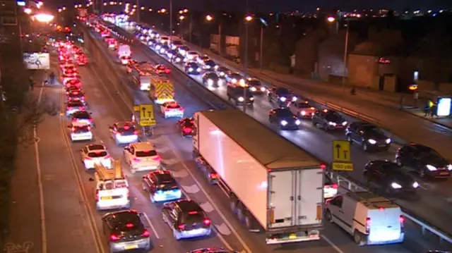 Traffic on Clifton Bridge