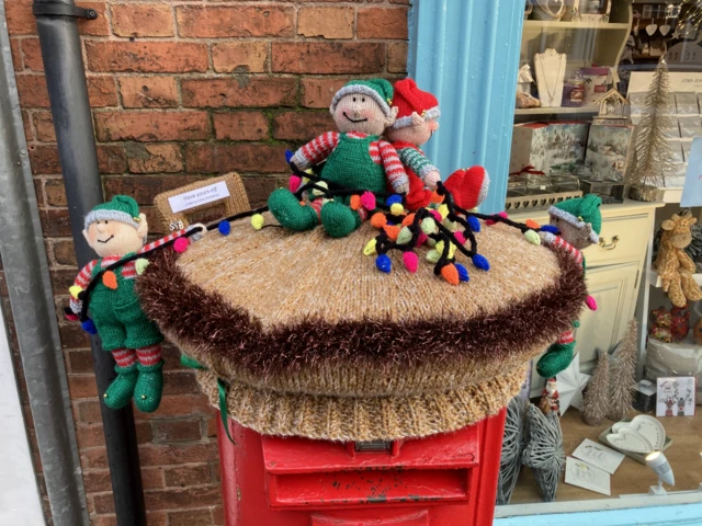 Yarn bombing in Syston