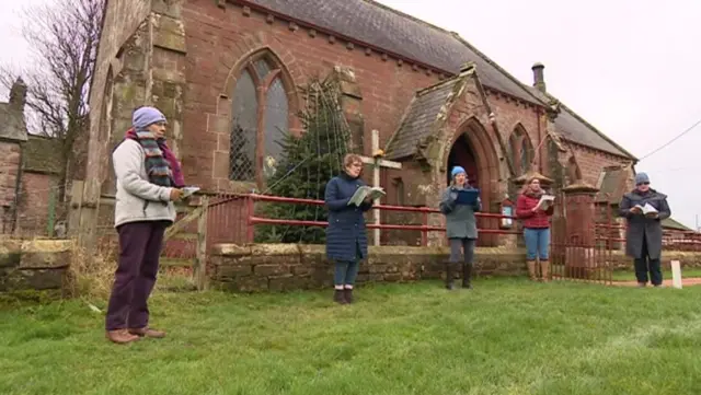 Carol practice on the green