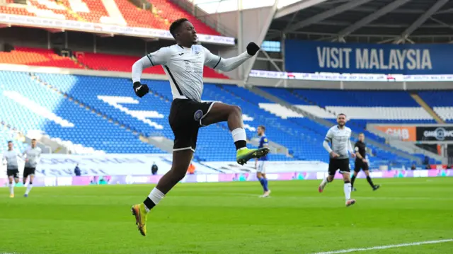 Jamal Lowe celebrates