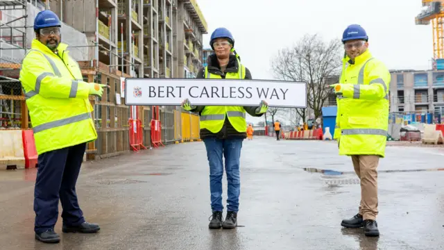 Bert Carless Way sign