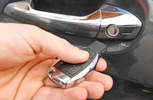 Car fob in hand