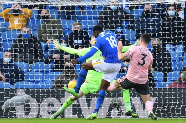 Brighton's Danny Welbeck equalises against Sheffield United