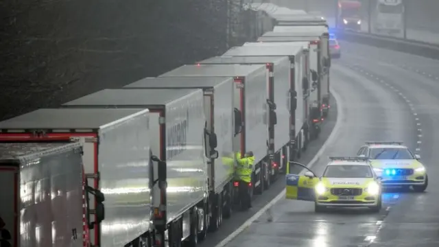 Queuing lorries