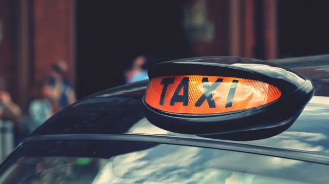 Taxi