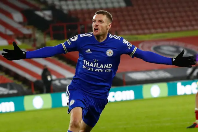 Jamie Vardy scores for Leicester