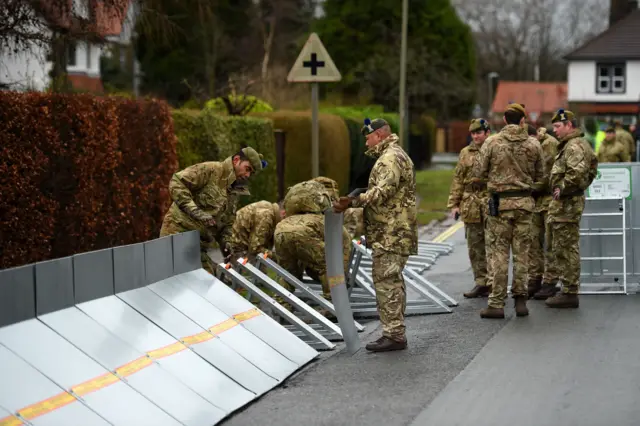 Soldiers erect flood barricades in Ilkley