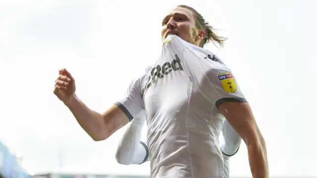 Luke Ayling