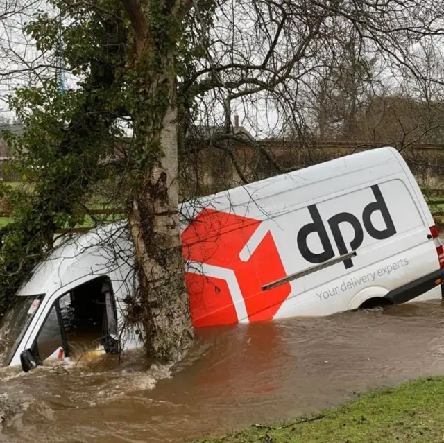 Submerged DPD van