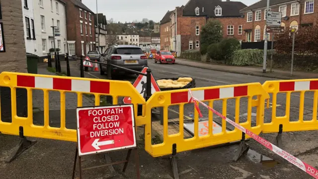 Road closure sign in Bewdley