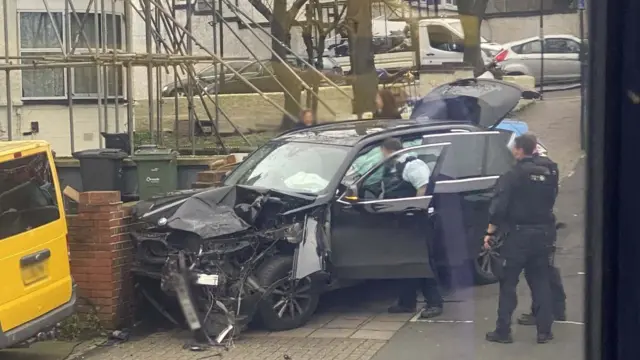Police car crashed into a wall near Streatham Common