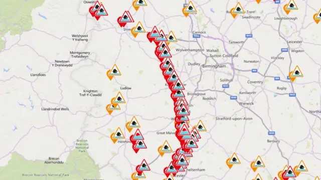 Flood alerts and warnings along the River Severn