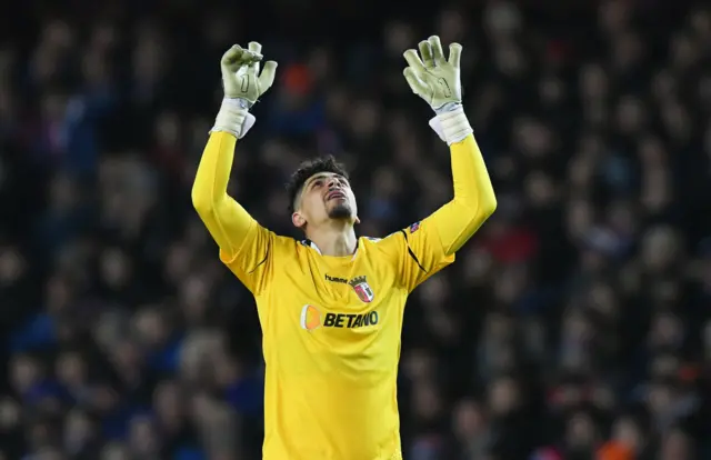 Braga goalkeeper Matheus celebrates