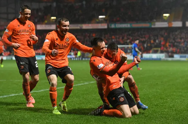 United celebrate