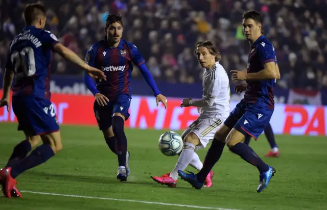 Levante v Real Madrid