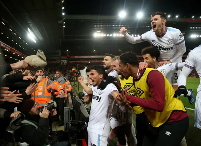 Pablo Fornals celebrates scoring their second goal with Aaron Cresswell and teammates