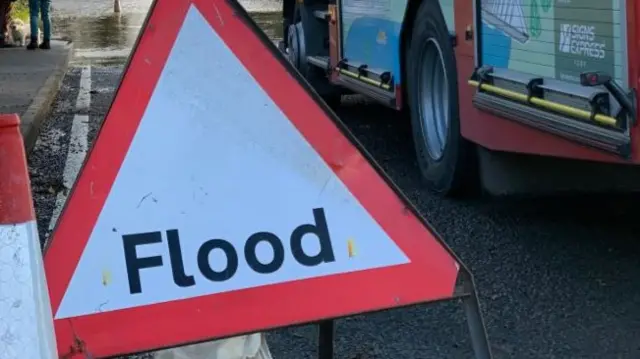 Flood sign