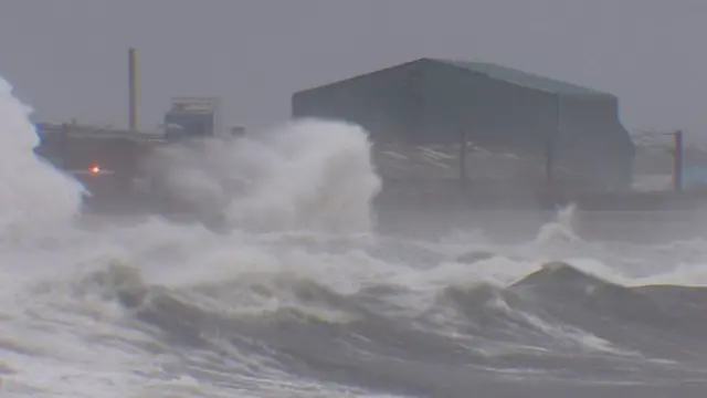 Storm Erik hits Scottish coast