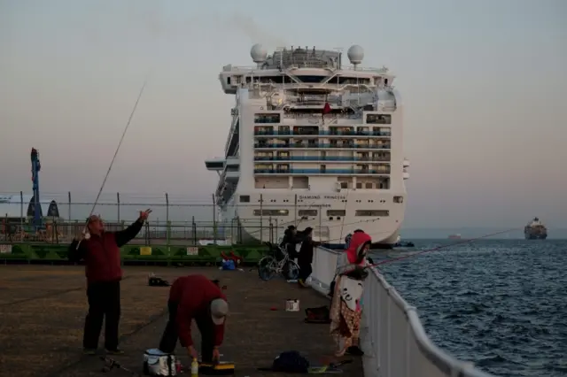 Diamond Princess ship