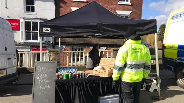 Food being handed out in Bewdley